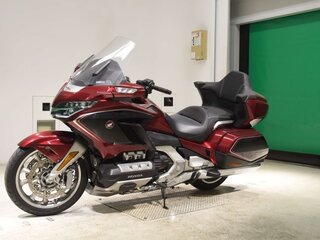 2018 Honda GL 1800 Gold Wing, красный, 1869000 рублей, вид 4