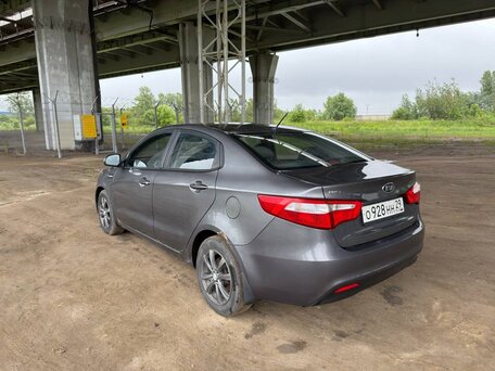 2012 Kia Rio 5-speed III, серый, 419000 рублей, вид 3