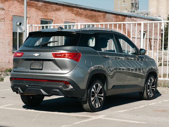 2022 Chevrolet Captiva II, серый - вид 4