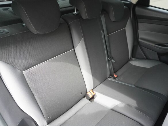 2012 Ford Focus III, белый - вид 11