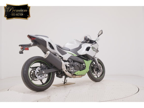 2025 Kawasaki Ninja 7, серый, 1200000 рублей - вид 1