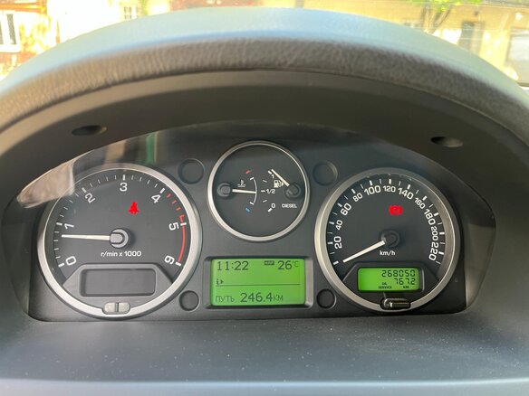 2011 Land Rover Freelander II Рестайлинг, белый, 1500000 рублей - вид 12