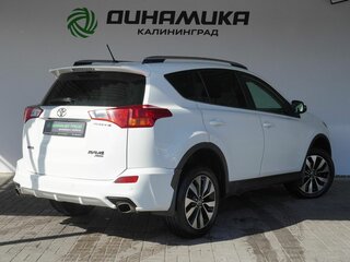 2015 Toyota RAV4 IV (XA40), белый, 1790000 рублей, вид 5