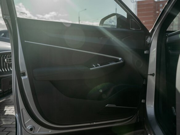 2025 Geely Cityray, серебристый, 2909990 рублей - вид 30