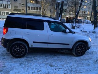 2012 Skoda Yeti I, белый, 700000 рублей, вид 2