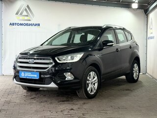 2017 Ford Kuga II Рестайлинг, чёрный, 1799000 рублей, вид 1