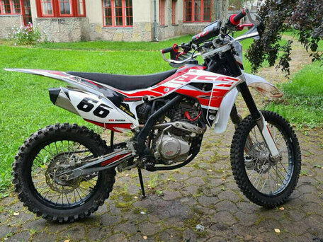 2026 BSE Z5, белый, 177900 рублей, вид 2