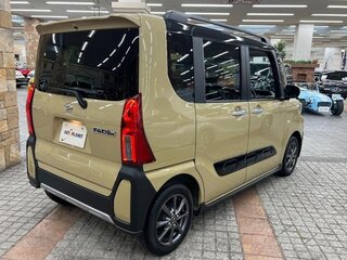 2023 Daihatsu Tanto IV, бежевый, 850000 рублей, вид 2
