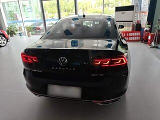 2023 Volkswagen Magotan B8 Рестайлинг, чёрный, 1851000 рублей, вид 5