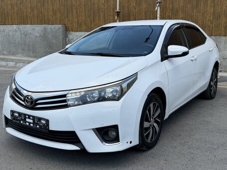 2014 Toyota Corolla XI (E160, E170, E180), белый, 1100000 рублей, вид 3