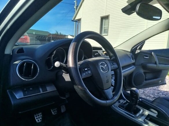 2010 Mazda 6 II (GH) Рестайлинг, серебристый, 620000 рублей - вид 5