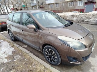 2009 Renault Scenic Grand III, коричневый, 535000 рублей, вид 3