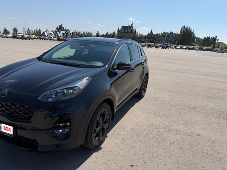2021 Kia Sportage IV Рестайлинг, чёрный, 2200000 рублей, вид 1