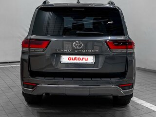 2021 Toyota Land Cruiser 300 Series, серый, 8590000 рублей, вид 5