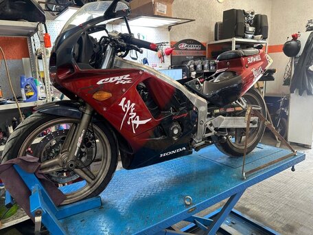 1996 Honda CBR 250R, красный, 240000 рублей, вид 5