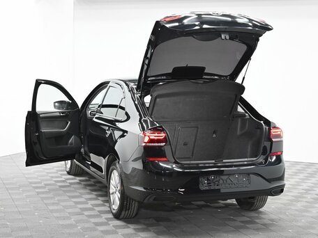 2021 Volkswagen Polo VI, чёрный, 1575000 рублей, вид 5