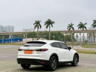 2022 Mazda CX-4 I Рестайлинг, белый, 1640000 рублей, вид 4