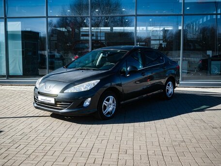 Peugeot 408 I