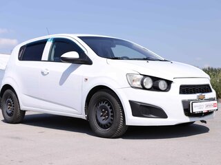 2012 Chevrolet Aveo II, белый, 550000 рублей, вид 3