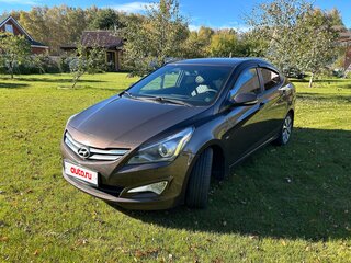 2014 Hyundai Solaris I Рестайлинг, коричневый, 999000 рублей, вид 4