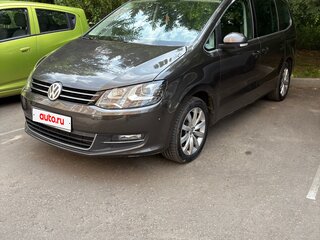 2018 Volkswagen Sharan II Рестайлинг, коричневый, 1900000 рублей, вид 3