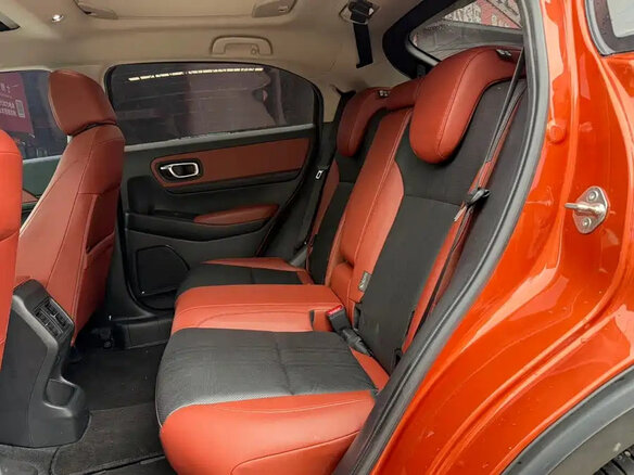 2023 Honda Vezel II, оранжевый, 1630000 рублей - вид 12