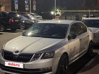2018 Skoda Octavia III (A7) Рестайлинг, серебристый, 2100000 рублей, вид 1