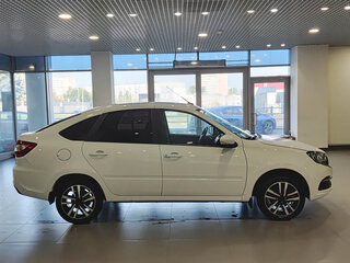 2024 Lada (ВАЗ) Granta I Рестайлинг, белый, 771000 рублей, вид 4