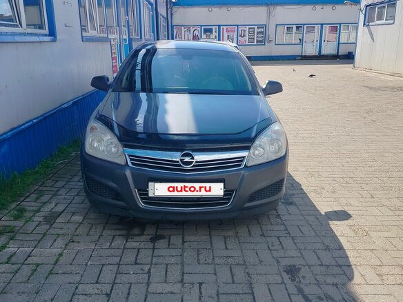 2011 Opel Astra H Рестайлинг, серый, 500000 рублей - вид 3