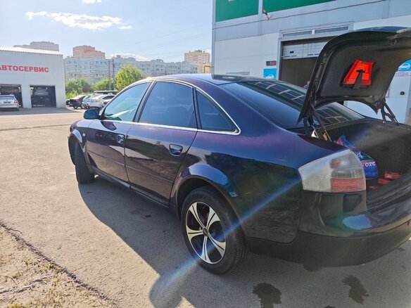 2000 Audi A6 II (C5), синий, 450000 рублей - вид 5