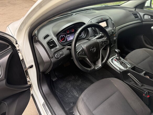 2014 Opel Insignia I Рестайлинг, белый, 820000 рублей - вид 11