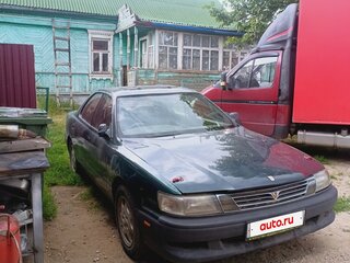 1993 Toyota Vista III (V30), зелёный, 190000 рублей, вид 2