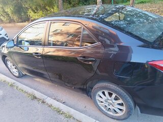 2016 Toyota Corolla XI (E160, E170, E180) Рестайлинг 1, чёрный, 1150000 рублей, вид 3