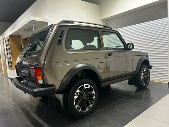 2025 Lada (ВАЗ) Niva Legend Sport I, коричневый, 1754000 рублей - вид 7