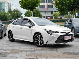 2023 Toyota Levin XII (E210) Рестайлинг, белый, 1320000 рублей, вид 3
