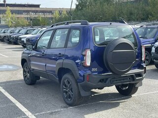 2026 Lada (ВАЗ) Niva Travel I Рестайлинг, синий, 1732000 рублей, вид 4