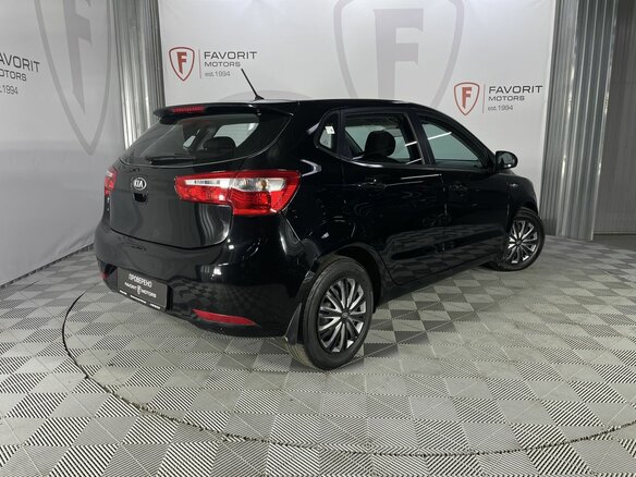 2014 Kia Rio 6-speed III, чёрный - вид 5