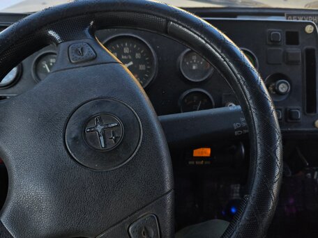 2015 ГАЗ 3308, зелёный, 1500000 рублей, вид 1