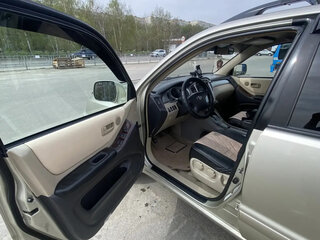 2002 Toyota Highlander I (XU20), золотистый, 950000 рублей, вид 5