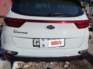 2018 Kia Sportage IV Рестайлинг, белый, 2230000 рублей, вид 4