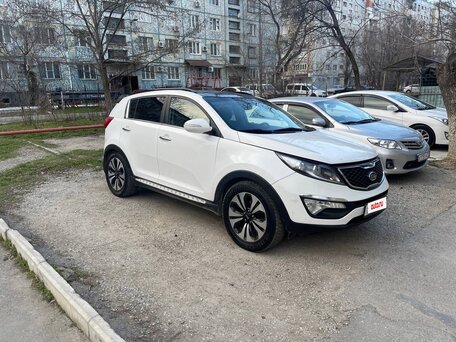 2012 Kia Sportage III, белый, 1550000 рублей, вид 3