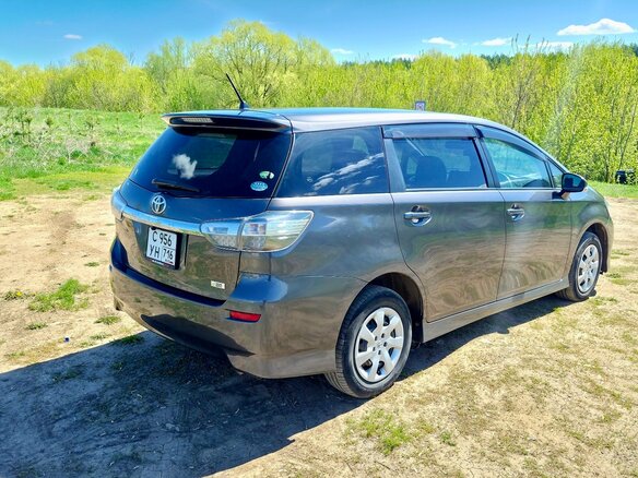 2012 Toyota Wish II Рестайлинг, серый, 1360000 рублей - вид 12