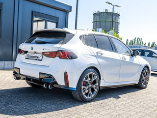 2025 BMW 1 серии M135i xDrive IV (F70), белый, 6417360 рублей, вид 1