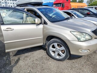 2005 Lexus RX 300 II, бежевый, 1500000 рублей, вид 2