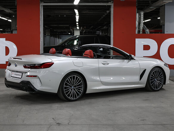 2021 BMW 8 серии 840i xDrive II (G14/G15/G16), белый, 8244542 рублей - вид 6