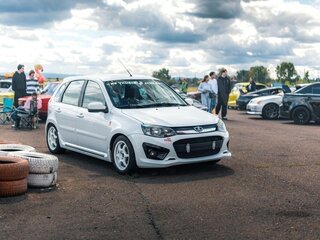 2015 Lada (ВАЗ) Kalina II, белый, 600000 рублей, вид 1