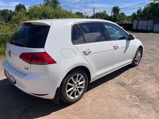 2013 Volkswagen Golf VII, белый, 750000 рублей, вид 4