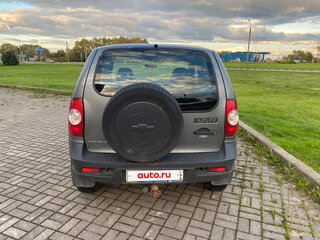 2013 Chevrolet Niva I Рестайлинг, серый, 515000 рублей, вид 2