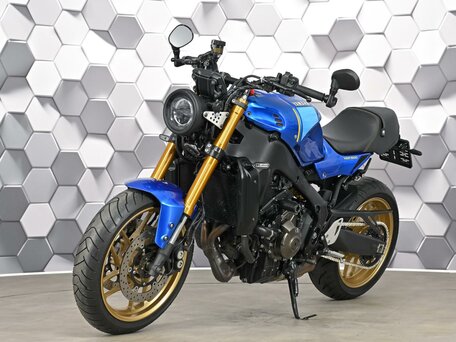 2023 Yamaha XSR900, синий, 1077000 рублей, вид 2