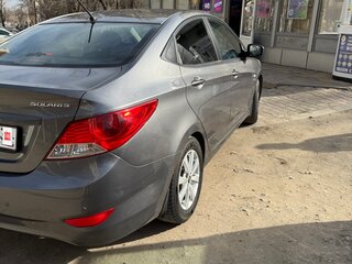 2011 Hyundai Solaris I, серый, 740000 рублей, вид 3